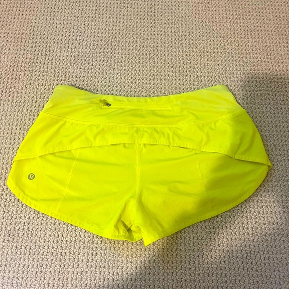 size 6 neon Lululemon shorts!! - Picture 5 of 5